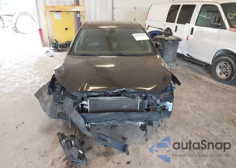 2014 Buick Lacrosse Leather Group z USA, uszkodzony, nr VIN 1G4GB5G36EF148904